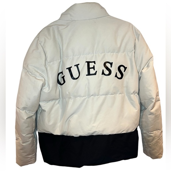 Guess puffer jacket - Picture 2 of 3